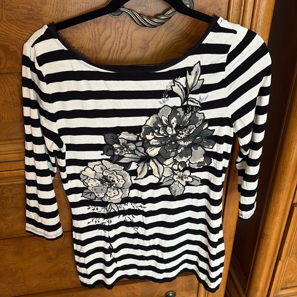 Women’s WHBM top